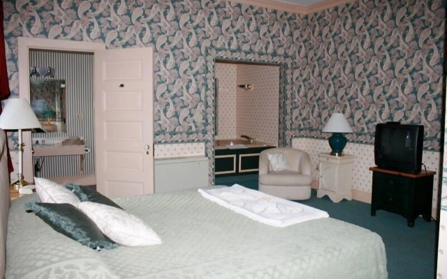 The Cozy Afghan Bed & Breakfast