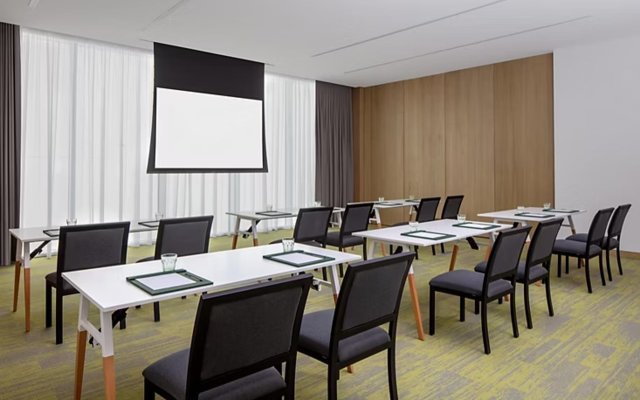 Holiday Inn Dubai Business Bay Hotel - Hotel in ดูไบ - Photo 2