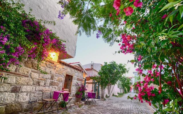 Lunar Butik Hotel Alaçatı