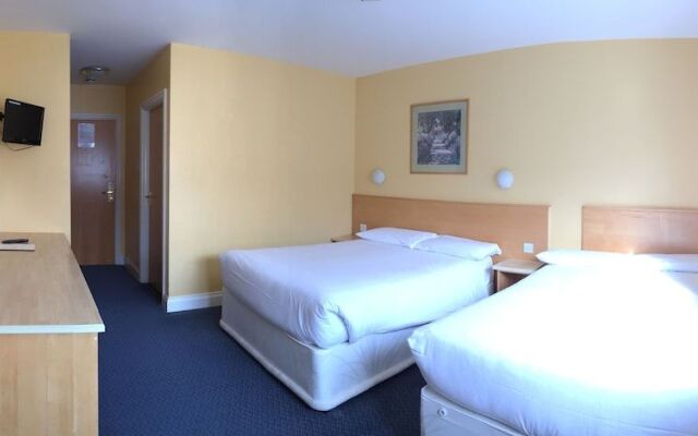Rosslare Port Lodge