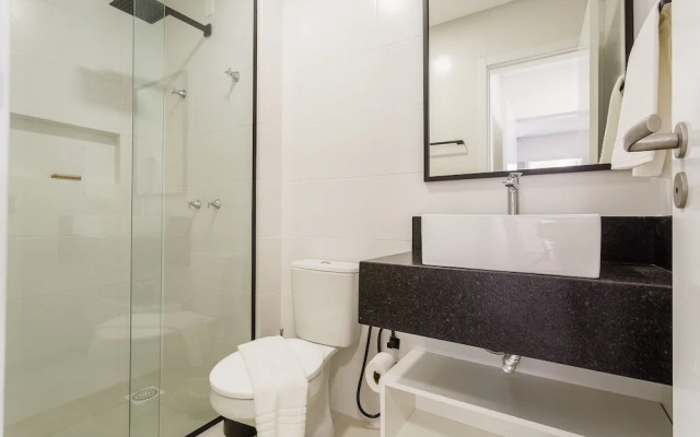 Apartment in the Center With Pool Rri103