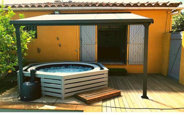 SUITE SPA PRIVATIF extérieur 66 Perpignan Nord