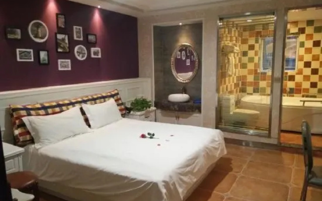 Weike Boutique Theme Hotel (Lianyungang Pedestrian Street Suning Square) – Guest Rooms – Lianyungang