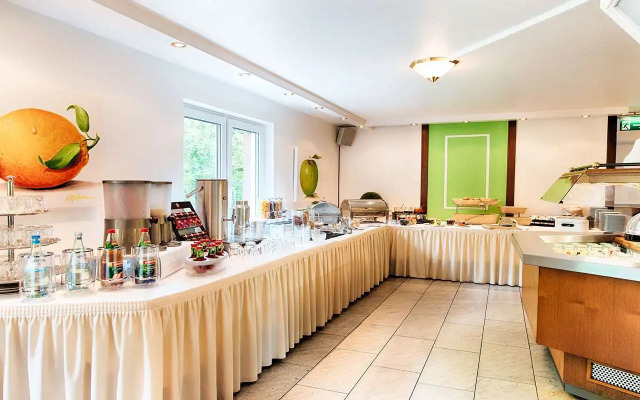 Holiday Inn - the niu, Stream Monchengladbach by IHG