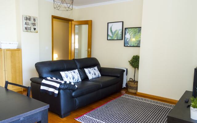 Liiiving in Matosinhos - City Beach Apartment