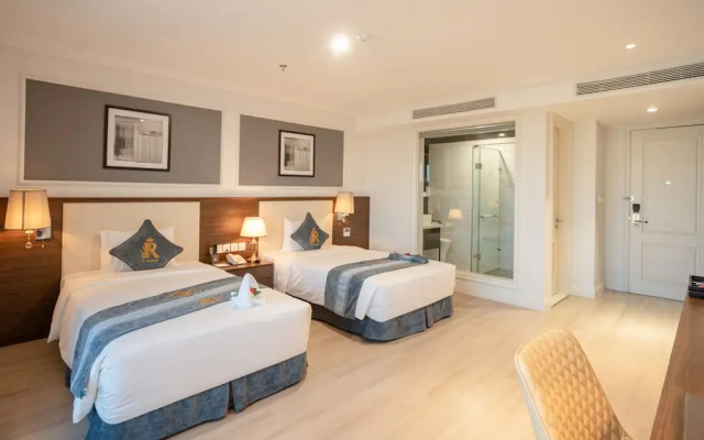 Rex Quang Binh Hotel