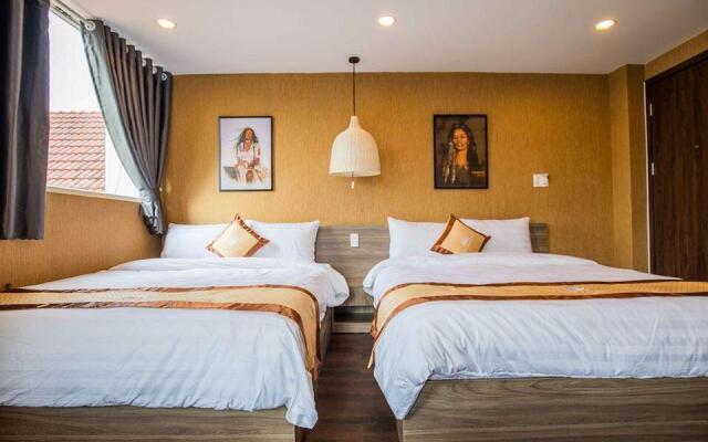 Hoa Sen Hotel