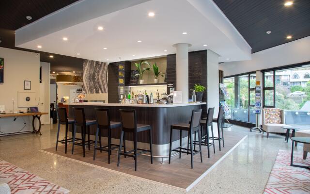 Holiday Inn Queenstown Frankton Road by IHG