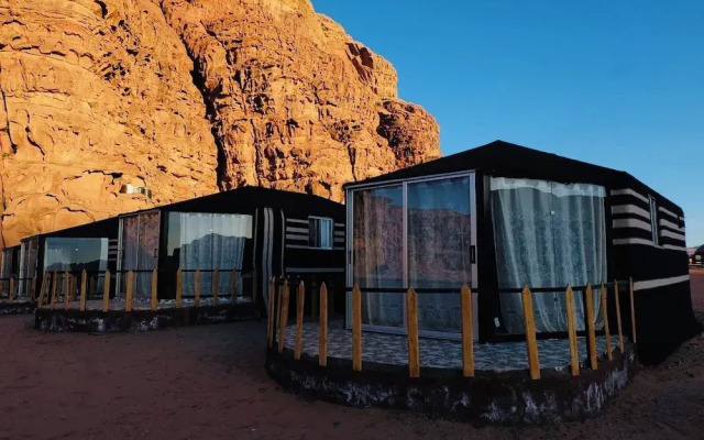 Desert tree camp
