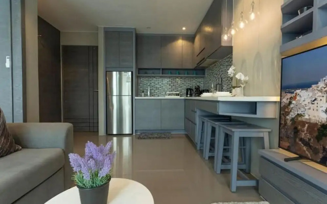 Steps to Kamala Beach Rooftop Pool  C138