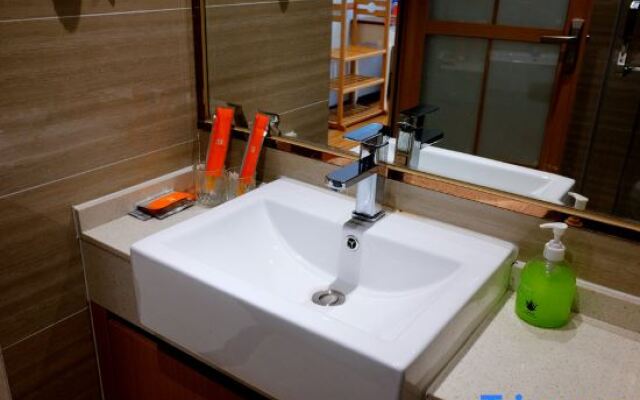 YOU Yuyu Internet Apartment (Foshan Sanshui New Power Plaza)