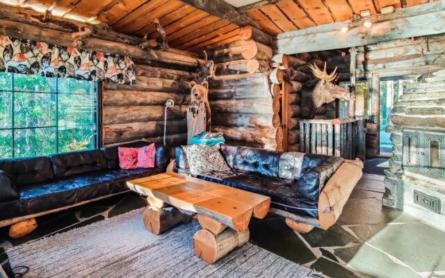 Holiday Home Puuhamaa