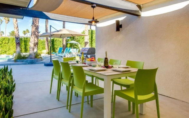 Under the Palms Holiday home 3