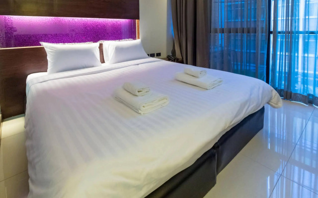 Collection O The Bangkok Airport Link Suite