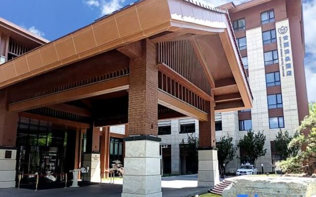 Expo Serene Hotel Shiyuan