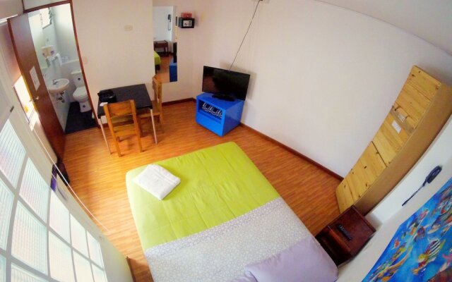 Hostal De La 57 - Hostel