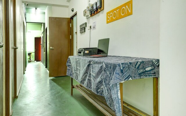 Spot On 90432 Brilliant Home