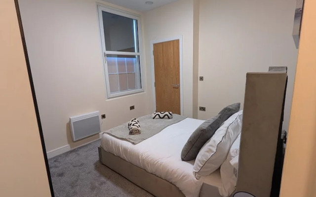Upperhead Row Apartment
