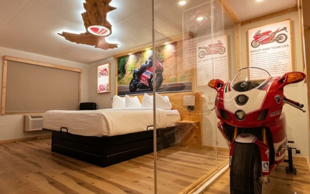 Motorcycle Inn