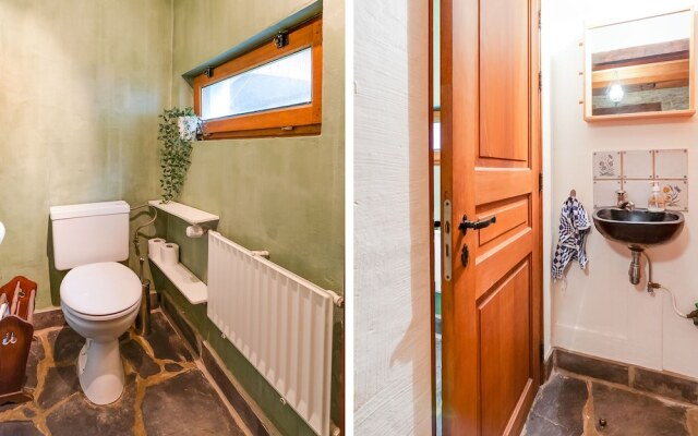 Detached Holiday Home with Sauna & Open Fire near Houffalize