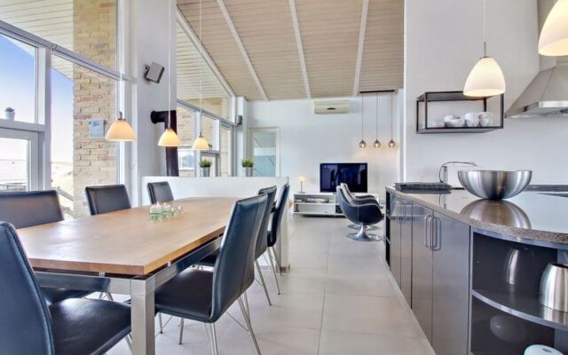 "Zoya" - 300m from the sea in NW Jutland