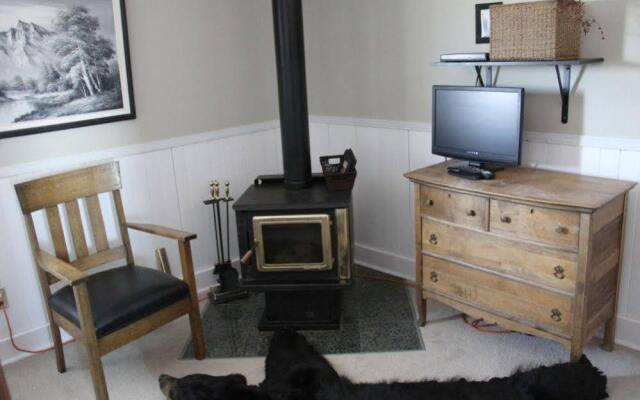 Prairie Schooner Inn