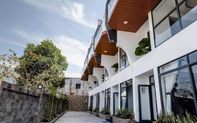 Thuong's House