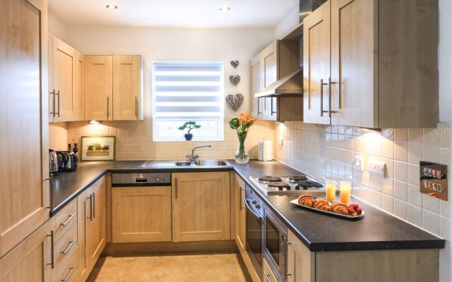 The Cambrian Apartment - Wrexham