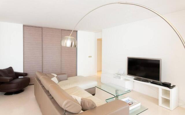 Carlton Riviera: Luxury 2 Beds/ 2 Baths