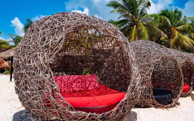 Serenity Authentic Glamping Tulum