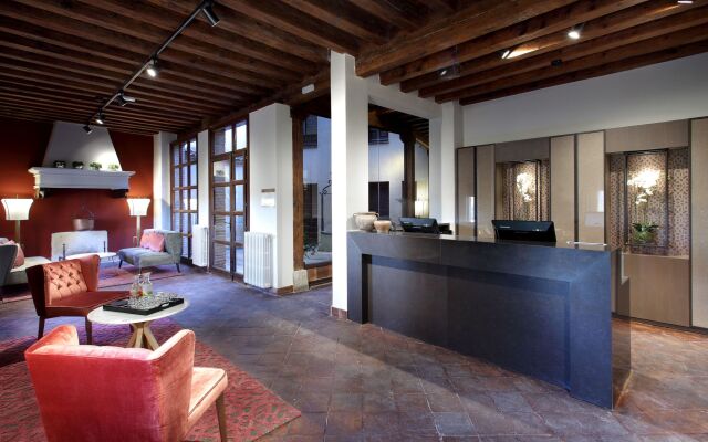 Exe Casa de Los Linajes