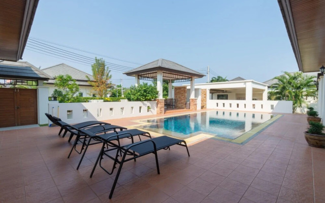 Private 4 Bedroom Pool Villa NB6