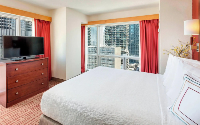 Residence Inn by Marriott Chicago Downtown / River North