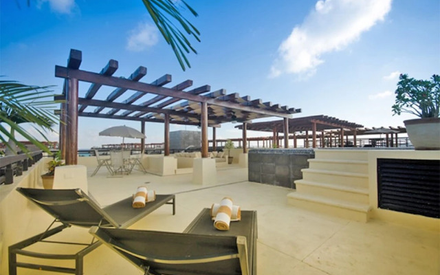 Aldea Thai 323 by PRP