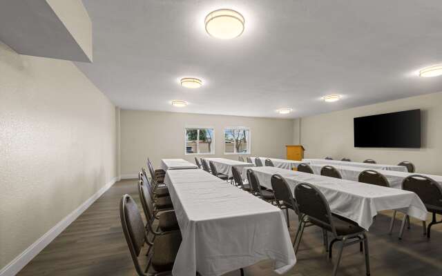 Quality Inn - Near Serenoa Golf Club