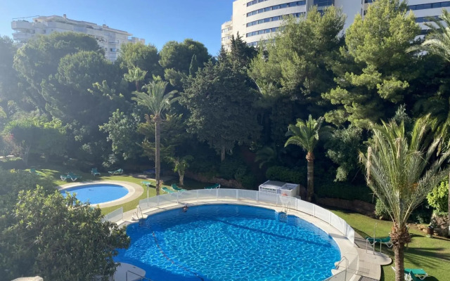 Luminoso apartamento en segunda línea playa 438