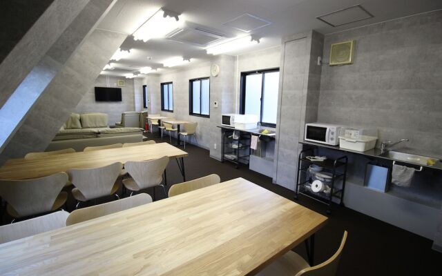 Namba west SAIKA