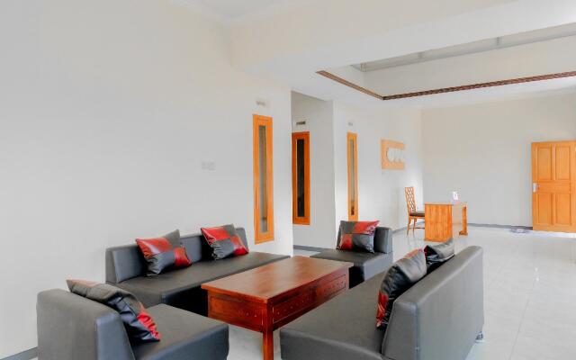 OYO 605 Queen Homestay