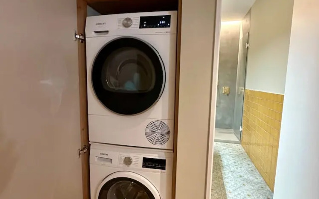 Madrid Urban Getaway - 2BR Apartment