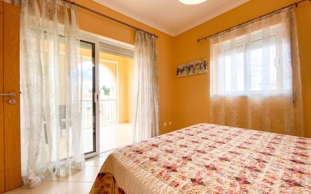 Prestige Apartment with Swimming Pool