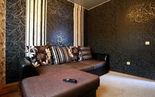 Апартаменты на бульваре Кузьмина 1