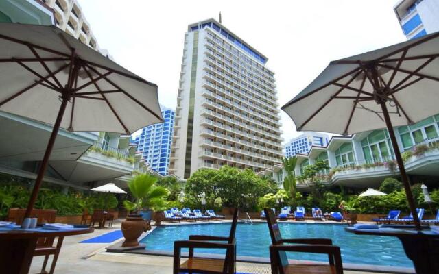 Dusit Thani Bangkok