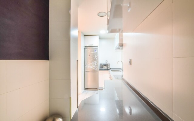 Room to Rent Bernabeu Spacious Apartment