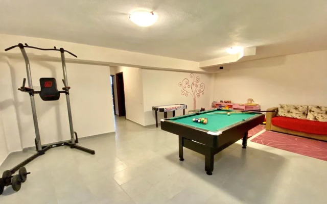 Alexanika Apartments