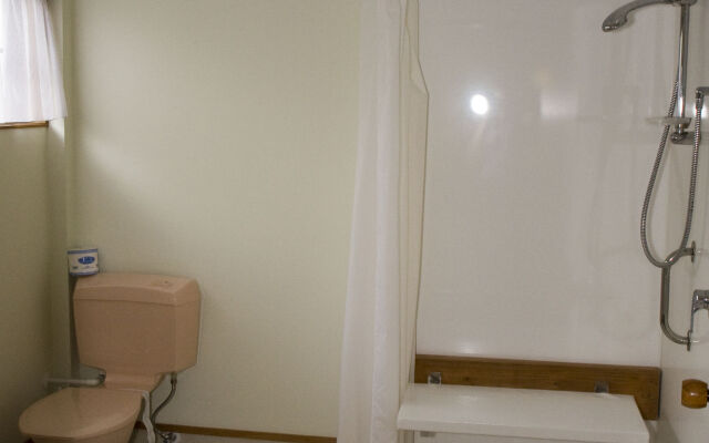 Cherry Court Motor Lodge