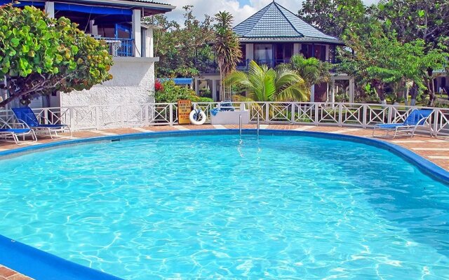 Negril Tree House Resort