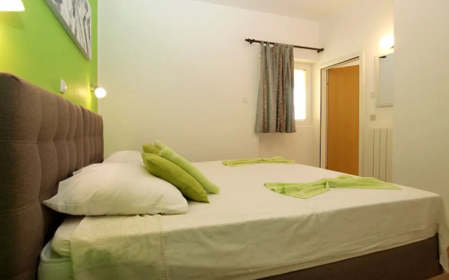 Apartment Neven 810