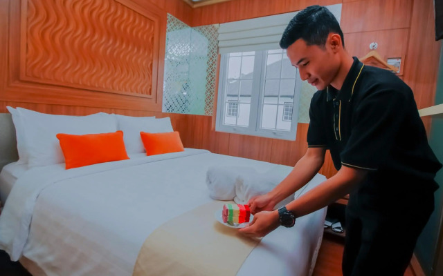 Petit Boutique Hotel