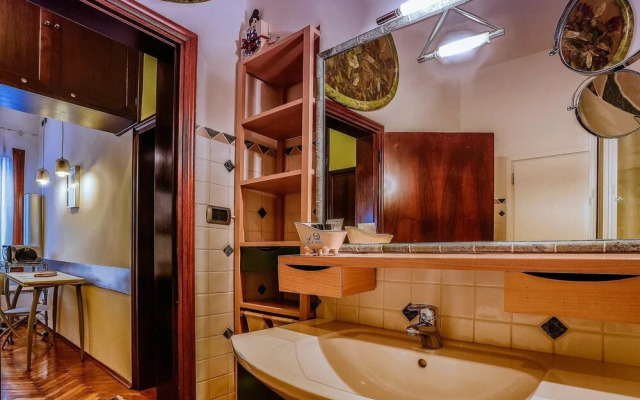 Venice Dream House Bolero