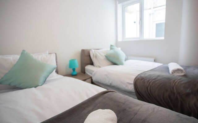 Celebrity Apartments Brighton Powis